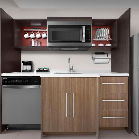 Home2 Suites By Hilton フォールズ・チャーチ エクステリア 写真
