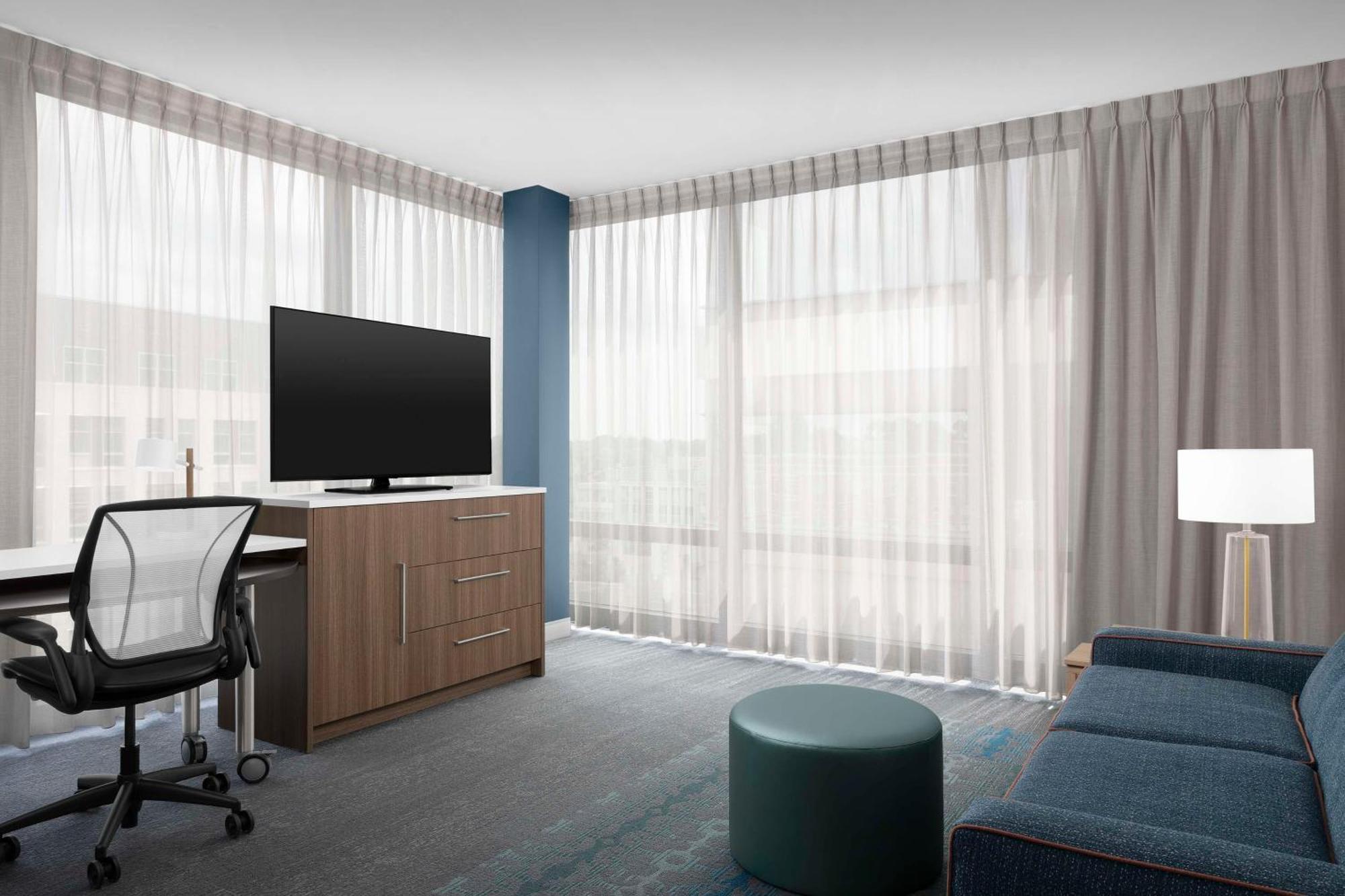 Home2 Suites By Hilton フォールズ・チャーチ エクステリア 写真