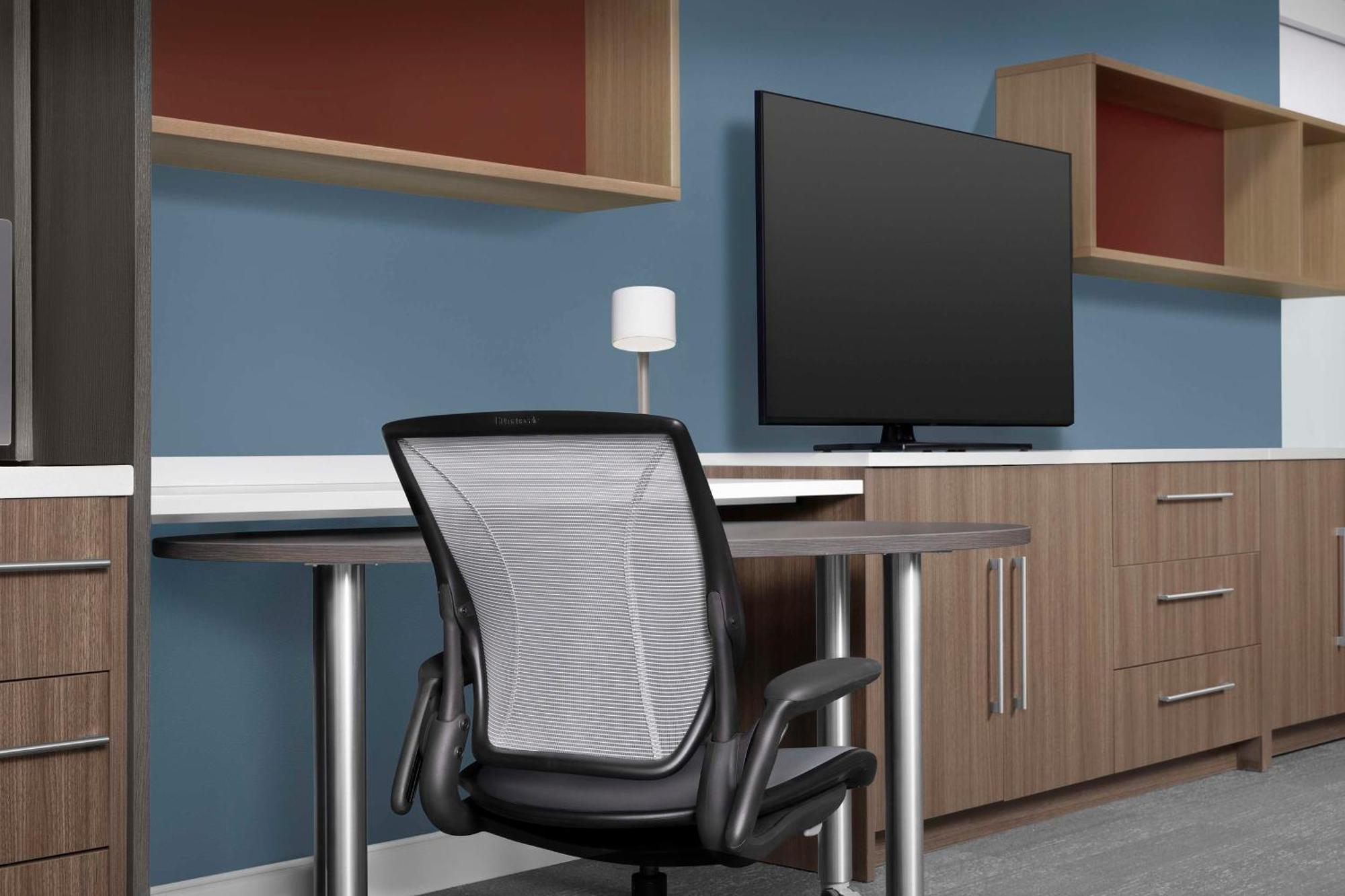 Home2 Suites By Hilton フォールズ・チャーチ エクステリア 写真